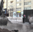 Порыв теплотрассы оставил без тепла и горячей воды шесть домов в Чите (видео) - Телекомпания Альтес